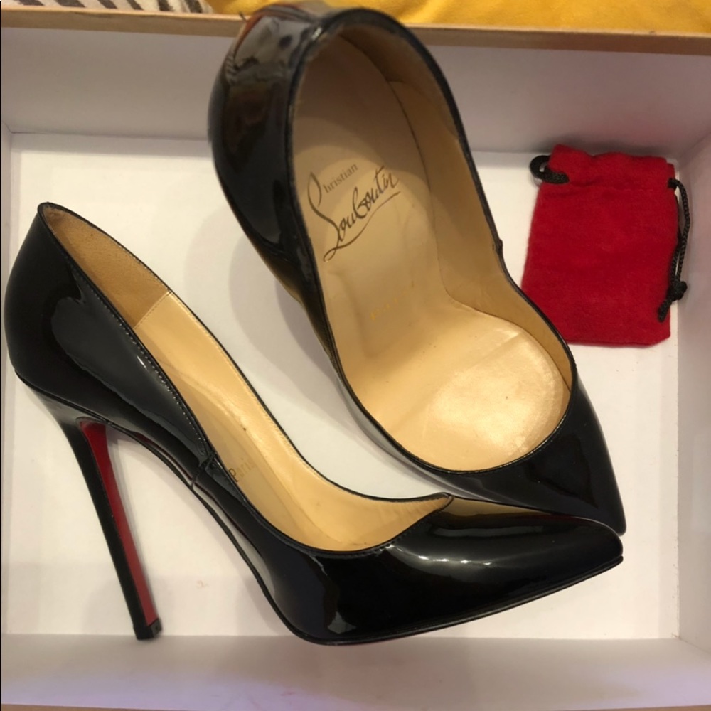 Black, worn 3 times